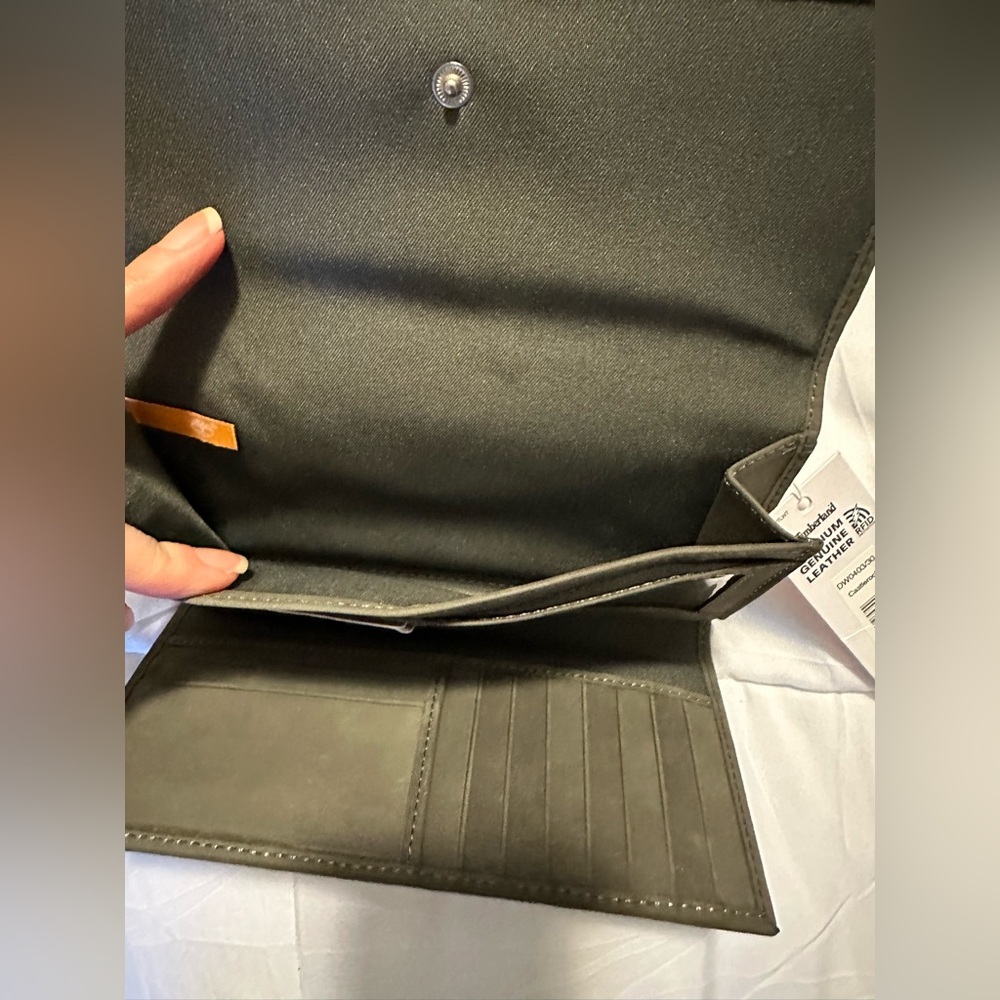 Timberland wallet. - Picture 5 of 6